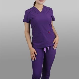 Modelo Iris Grape / Uniforme Quirúrgico de Dama