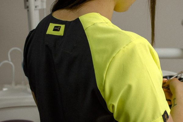 Uniforme Quirúrgico Aris Fosfo Green - Imagen 4