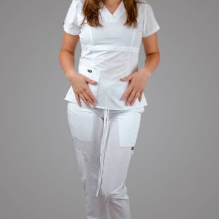 Modelo Massie White / Uniforme Clínico de Dama