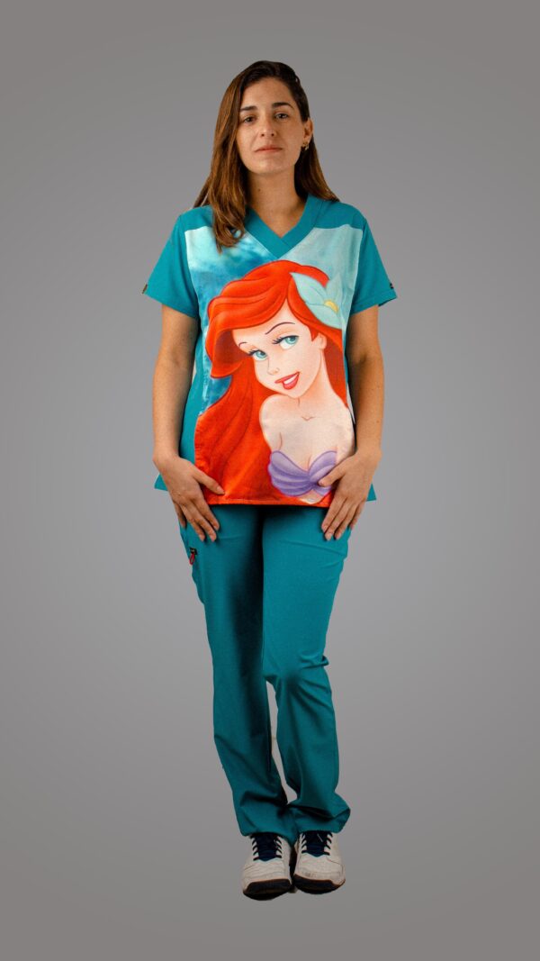 Modelo Fantasy / Uniforme Quirúrgico de Dama