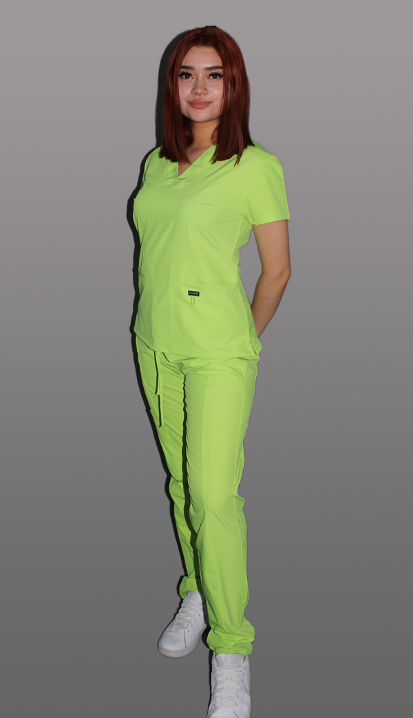 Modelo Iris Lemmon / Uniforme Quirúrgico de Dama