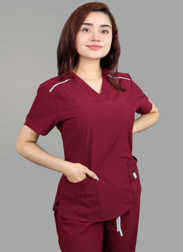 Modelo Garden Tinto / Uniforme Quirúrgico de Dama - Imagen 3